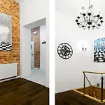 Househost Apartment: Boguslawskiego Street